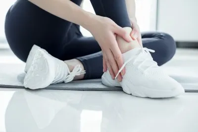 靴を変えて足の痛みがなくなった女性